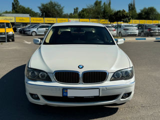 BMW 7 Series foto 3