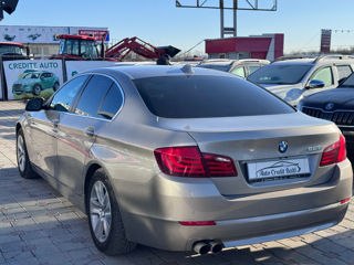 BMW 5 Series foto 4