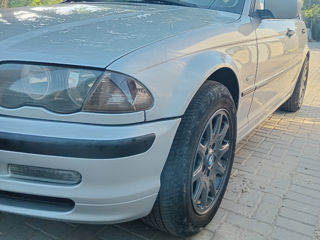 BMW 3 Series foto 4