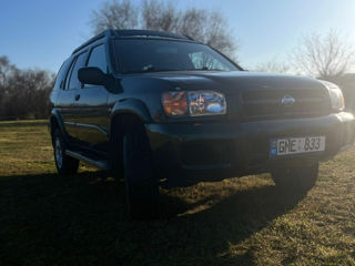 Nissan Pathfinder foto 5