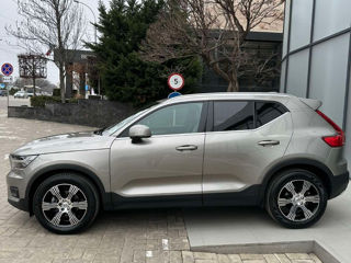 Volvo XC40 foto 3