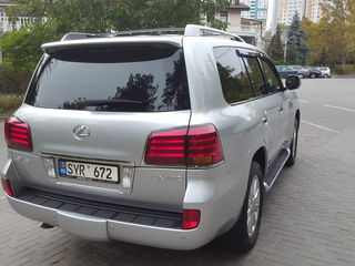 Lexus LX Series foto 3