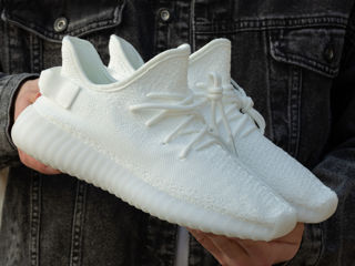 Adidas Yeezy Boost 350 White Unisex foto 1