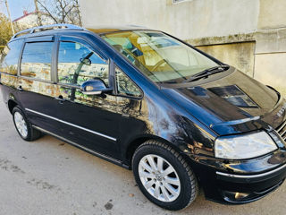 Volkswagen Sharan foto 2