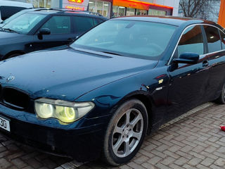 BMW 7 Series foto 2