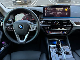 BMW 5 Series foto 6