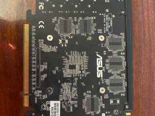 ASUS GTX 550 TI foto 2