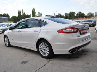 Ford Fusion foto 6