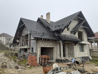 Construim Acoperise pentru Case Individuale