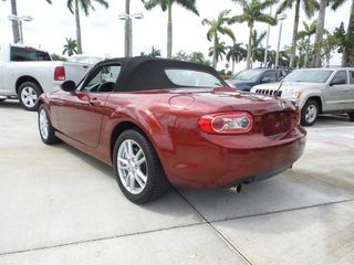 Mazda MX-5 foto 4