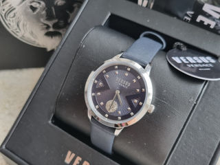 Versace Versus, Guess, Timex, Ted Baker originale foto 2