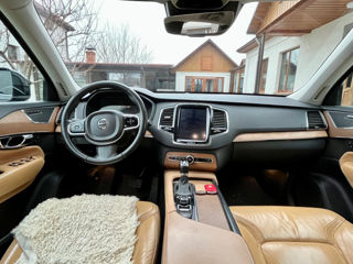 Volvo XC90 foto 9