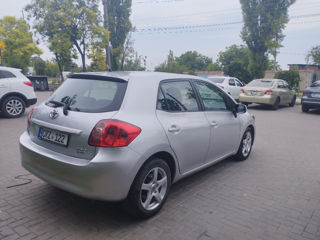 Toyota Auris foto 3