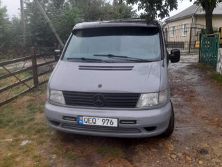 Mercedes Vito foto 2