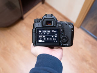 Canon 70D Body (4300 cadre) foto 3