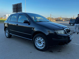 Skoda Fabia foto 2