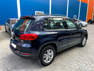 Volkswagen Tiguan foto 9