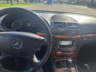 Mercedes E-Class foto 9