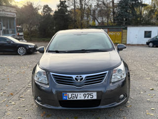 Toyota Avensis foto 3