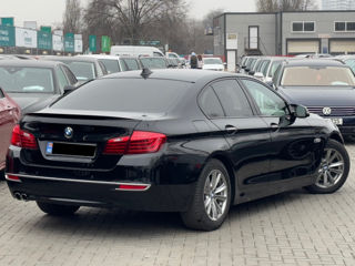 BMW 5 Series foto 3