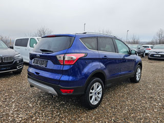 Ford Kuga foto 4