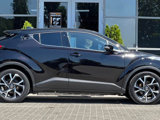 Toyota C-HR foto 8