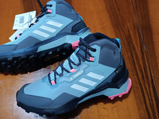 Новые кроссовки Adidas TERREX AX4 MID GTX .