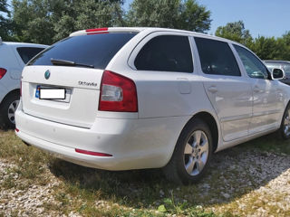 Skoda Octavia foto 2