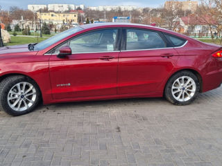 Ford Fusion foto 5