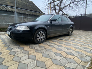 Volkswagen Passat foto 3