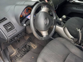 Piese pentru toyota auris foto 2