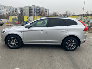 Volvo XC60 foto 8