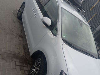 Volkswagen Sharan foto 8