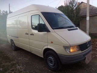 Mercedes Sprinter 212 foto 6