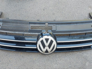 Решетка, замок двери, стеклоподъёмник и уплотнитель двери Volkswagen Sharan