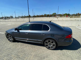 Skoda Superb foto 4