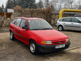 Opel Astra foto 2