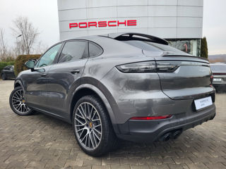 Porsche Cayenne Coupe foto 4