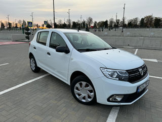 Dacia Sandero foto 2