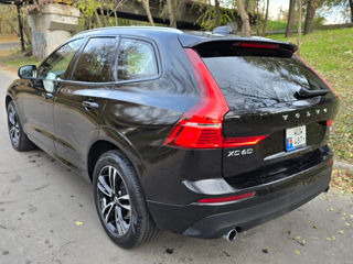 Volvo XC60 foto 4