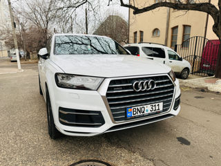 Audi Q7 foto 2