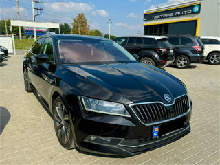 Skoda Superb foto 2