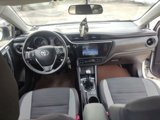 Toyota Auris foto 10