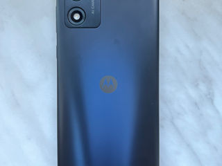 Motorola E13