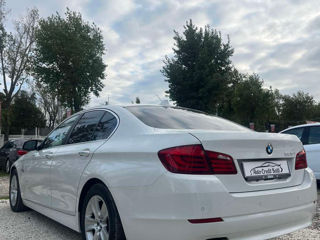 BMW 5 Series foto 4