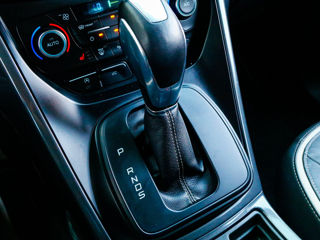 Ford Kuga фото 8