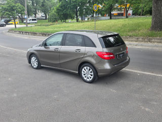 Mercedes B-Class foto 7