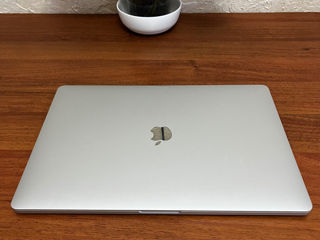 Macbook Pro 16 2019 i9/16/1Tb stare buna!