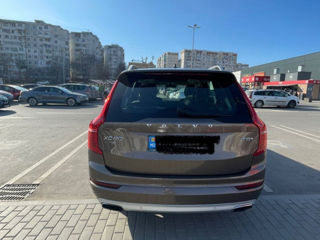 Volvo XC90 foto 6