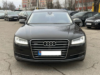 Audi A8 foto 2